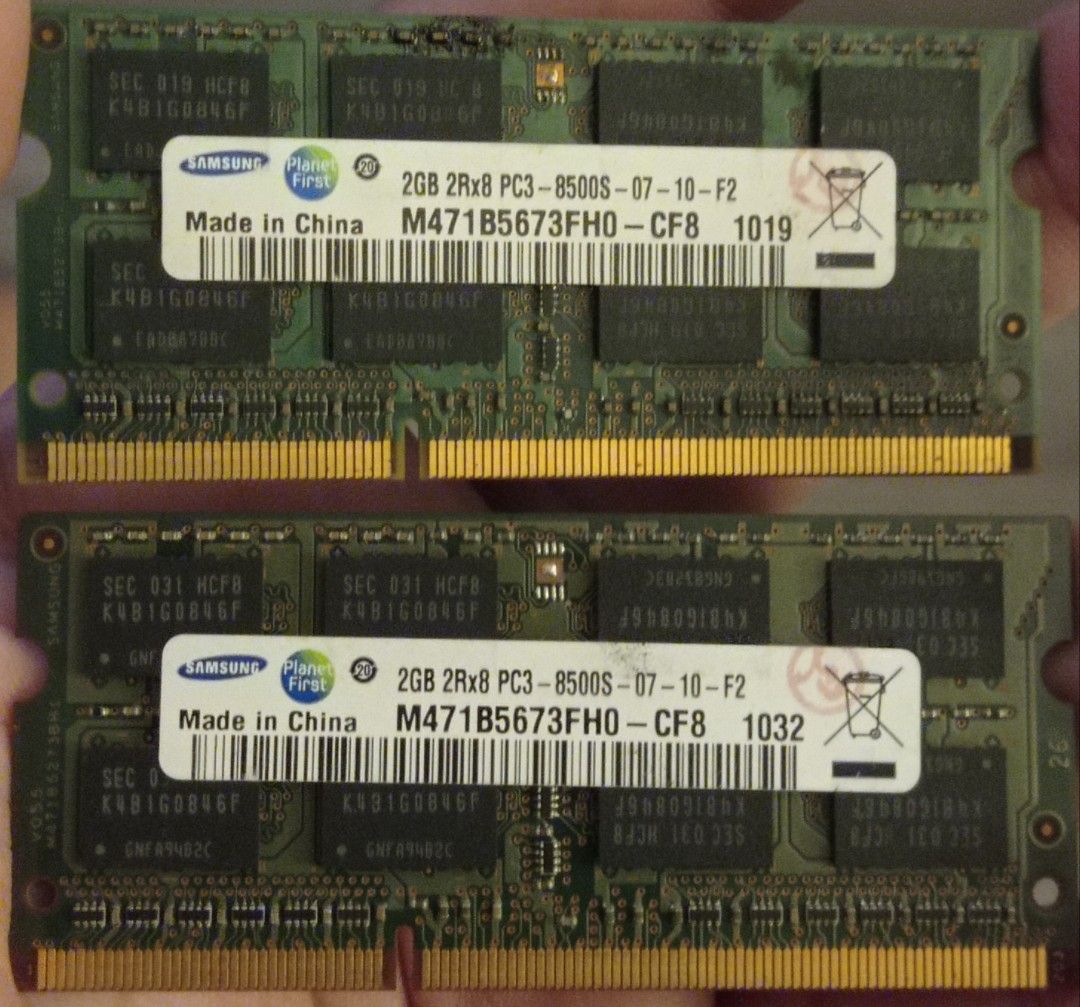 Laptop 2GB DDR3 PC3 (Category: Computer Parts) located in Quezon City. Submitted by refugeemack (Listing ID 1405973272, Image 1). Description: - Two Samsung 2GB DDR3 PC3-8500S RAM modules total of 4GB for P500 only. - Suitable for laptops and compatible devices - Ideal for memory upgrades.