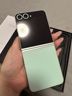 (Category: ) located in . Submitted by makeupduty (Listing ID 1405918420, Image 1). Description: .
