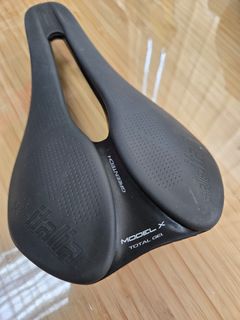 （分類：）位於 。 由 andrexwalch 提交（商品編號 1405988992，圖片 1）。簡介： 。