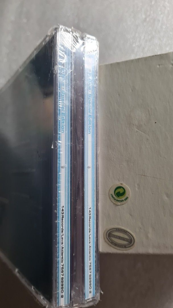 The Corrs - In Blue Special Edition CD (Category: CDs & DVDs) located in Singapore. Submitted by oldoldtimes (Listing ID 1406032699, Image 3). Description: seal copy.