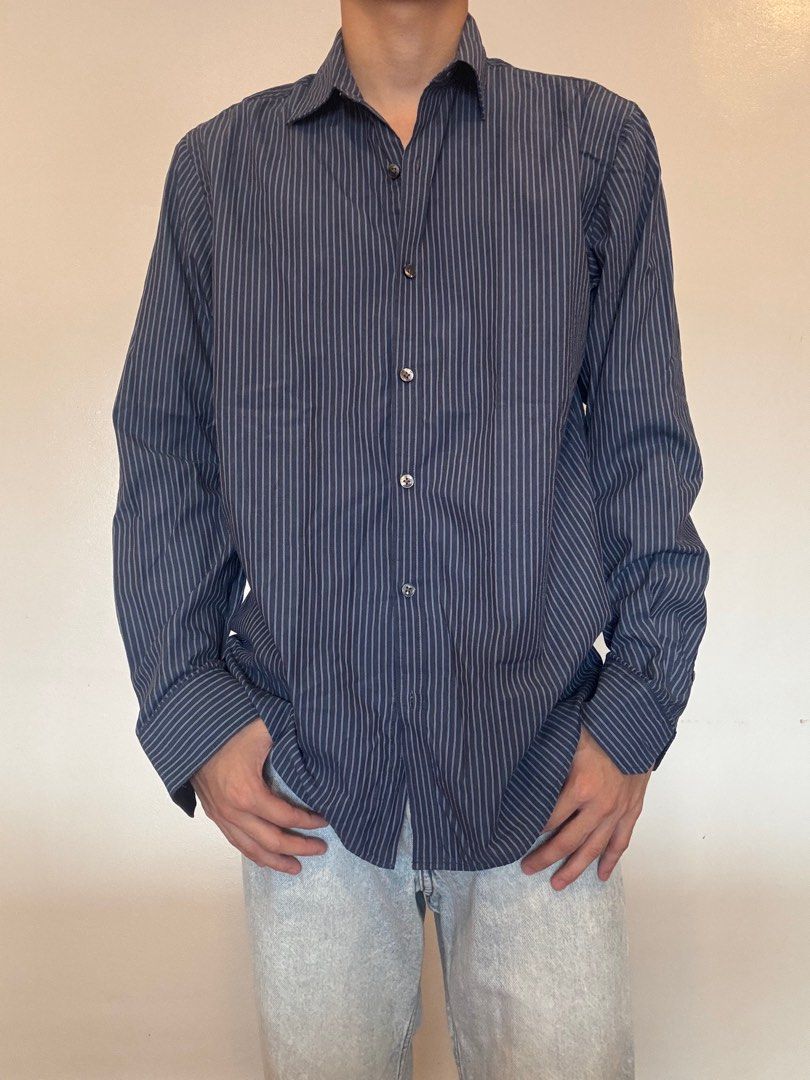 Van Heusen Studio button-down long sleeves shirt (Category: Formal Shirts) located in Pasay City. Submitted by traive (Listing ID 1405931870, Image 2). Description: Van Heusen Studio button-down long sleeves dm for more inquiries:) strictly payment first sf shoulder by buyer ship thru j&t, lalamove, grab.