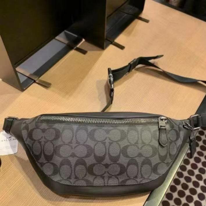 Authentic Coach Belt Front Bag (Category: Luxury Bags & Wallets) located in Santa Cruz. Submitted by janelovebagswatchesshoesph (Listing ID 1406240277, Image 2). Description: .