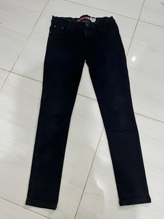 (Kategori: ) berada di . Dikirim oleh daisyfhee (ID iklan 1406099933, Gambar 1). Deskripsi: .