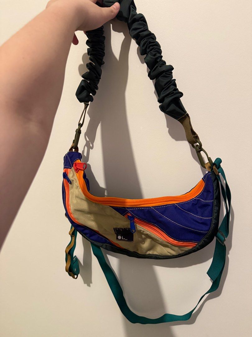 ⚡️SALE⚡️Carry Om Chakra Bag in Grove (Category: Cross-body Bags) located in Taguig. Submitted by kirei.retro (Listing ID 1406237219, Image 3). Description: • Brand new, never used • Current retail price is ₱7,450 • Comes with dust bag, 2 straps, and warranty card • Last price posted RFS: Decluttering.