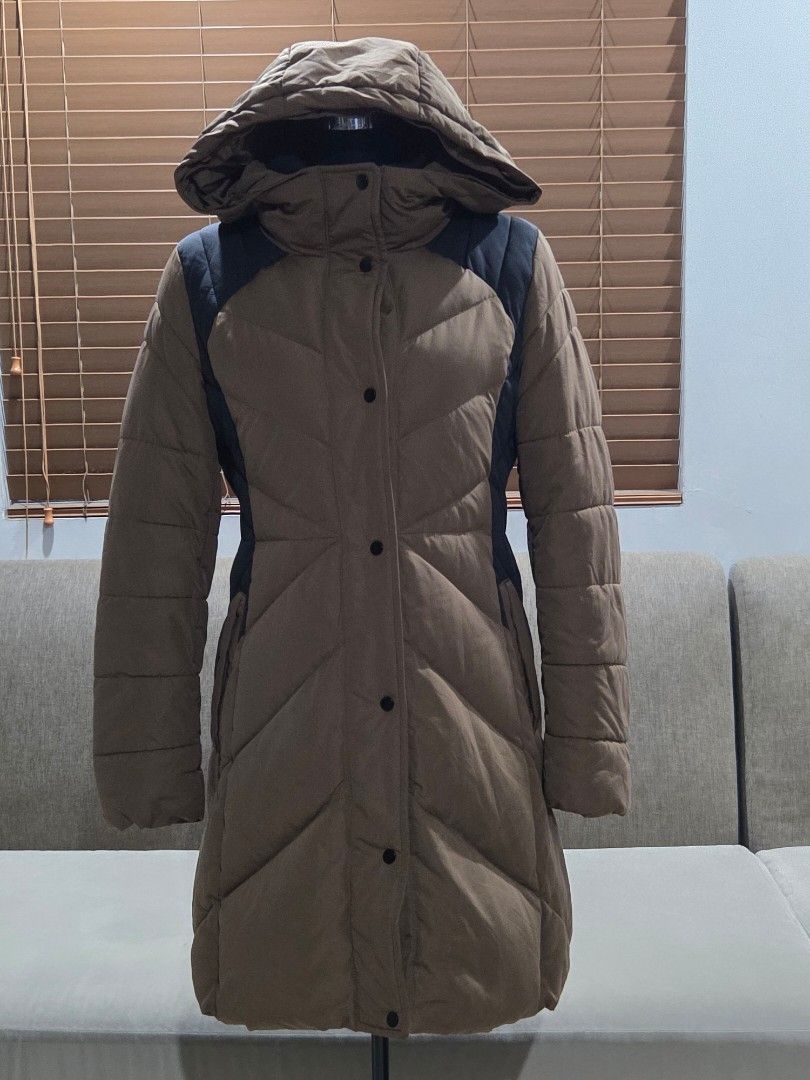 Compagna Down Jacket with Hood (Category: Coats, Jackets and Outerwear) located in Pasig City. Submitted by edge26 (Listing ID 1406119605, Image 2). Description: - Compagna jacket - Padded design with hood - Zipper and button closure - Brown exterior with black accents - Size: 66 - Warm and stylish outerwear Dimes: armpit to armpit: 20" length: 33".