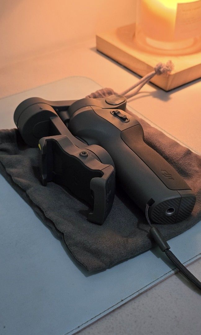 DJI Osmo Mobile 3 (Category: Gimbals & Stabilizers ) located in Paranaque City. Submitted by _jjgozum00 (Listing ID 1406242498, Image 1). Description: 📸 DJI Osmo Mobile 3 – Great Condition! Selling my lightly used DJI Osmo Mobile 3. Works perfectly, super smooth stabilization, foldable, and great for travel, TikTok, and vlogging. > Excellent condition (9.5/10) > ActiveTrack 3.0 > Long battery life > Easy to use, very portable 📦 Includes Gimbal,