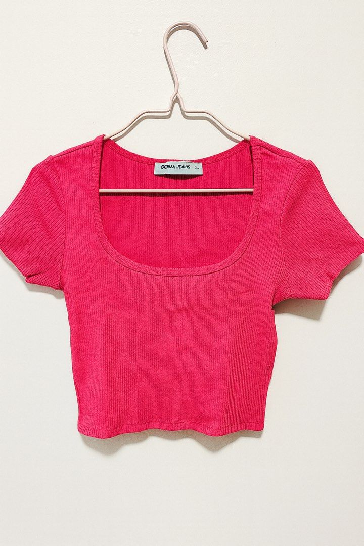 Gloria Jeans Ribbed Crop Top (Category: Sleeveless) located in Agdangan. Submitted by quickcat-8bf9 (Listing ID 1406233324, Image 1). Description: - Gloria Jeans crop top - Vibrant pink color - Size: Small - Features a scoop neckline - Short sleeves - Made of ribbed fabric - Comfortable fit Php 120 + shipping fee.