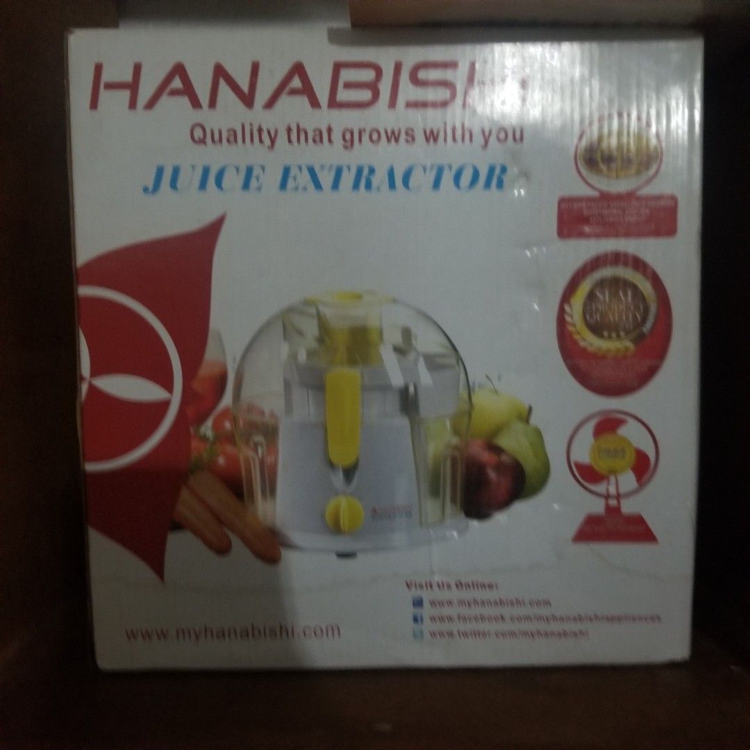 Hanabishi Juice Extractor (Category: Juicers, Blenders & Grinders) located in Paranaque City. Submitted by showboat (Listing ID 1406106015, Image 2). Description: - Hanabishi Juice Extractor - See-through container for easy juicing - Extracts juice from fruits and vegetables - Stylish red and white color scheme - Easy to use.