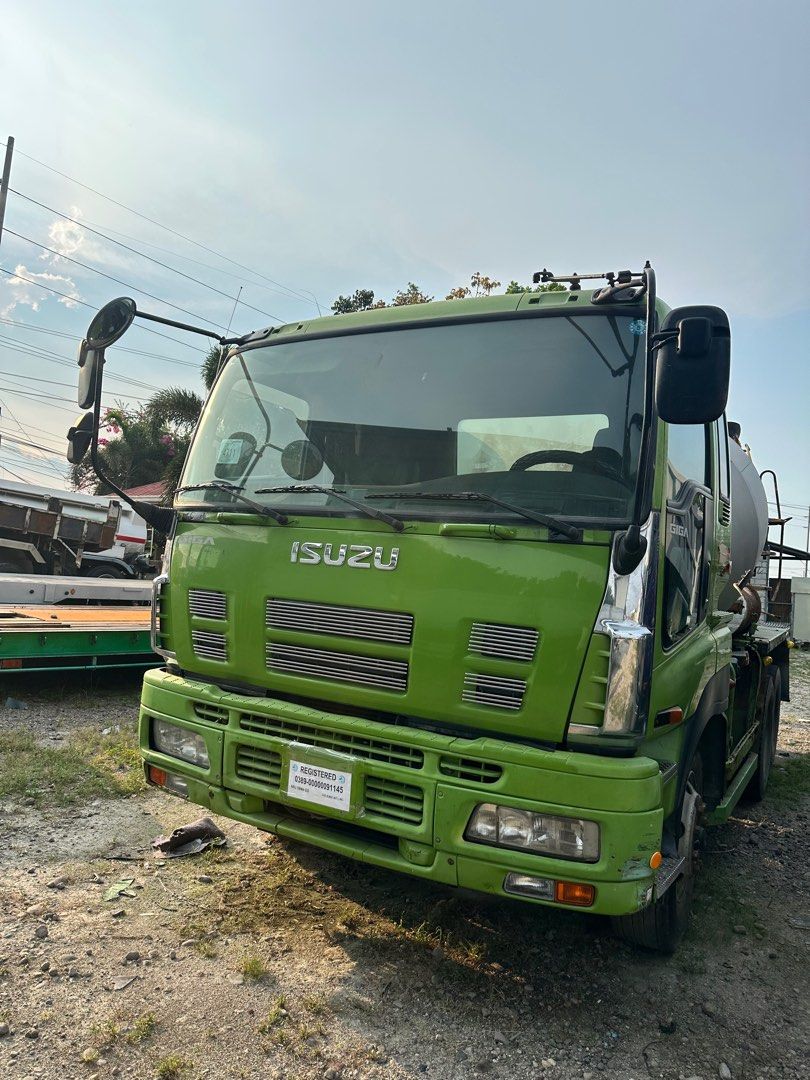 ISUZU GIGA CONCRETE MIXER (Category: Construction Tools & Equipment) located in Manila. Submitted by 0951-4410881 (Listing ID 1406166721, Image 2). Description: Isuzu giga concrete mixer engine=6uz1 capacity =7-8cbm for more information contact 0951-4410881.