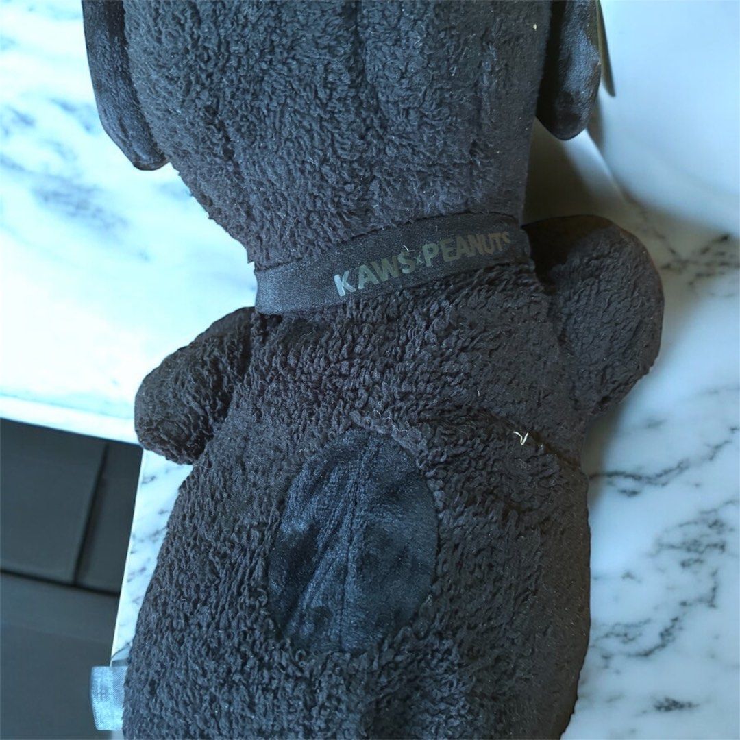 KAWS x Peanuts Snoopy Plush Toy (Category: Plushies & Soft Toys) located in Hilongos. Submitted by thrift_branded_stuff0611 (Listing ID 1406165274, Image 3). Description: ‼️KAWS X PEANUTS‼️ In very good condition No hidden issues Please refer to video for the size Mode of payment - GCASH LBC COP courier ONLY LOCATION: Leyte, Visayas DM 📩 TO PURCHASE.