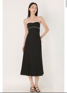 (Category: ) located in . Submitted by preloved.j34 (Listing ID 1406235867, Image 1). Description: .
