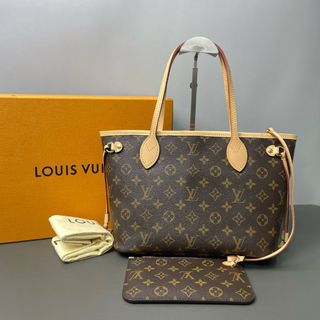 (Category: ) located in . Submitted by jscollectionbags (Listing ID 1406192483, Image 1). Description: .