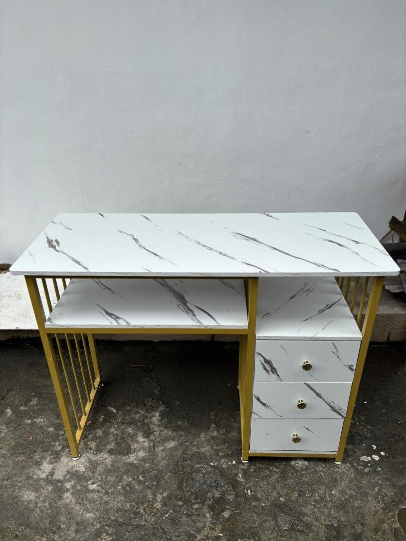 Mi NAIL DRESSING TABLE 100x40x78 (Category: Tables & Sets) located in Manila. Submitted by dolorchris69891 (Listing ID 1406127429, Image 1). Description: NAIL DRESSING TABLE 100x40x78 BRAND NEW NO ISSUE.