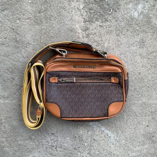 (Category: ) located in . Submitted by emmanthrift (Listing ID 1406276824, Image 1). Description: .