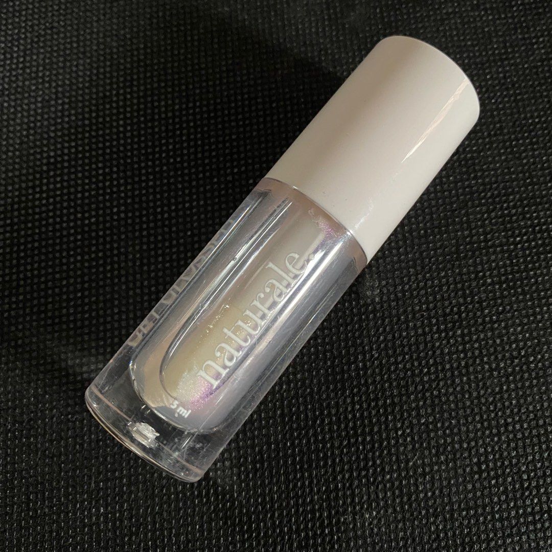Naturale Get Glossed - Patrocinia (Category: Makeup) located in Bulacan. Submitted by puzzles_piece (Listing ID 1406128499, Image 1). Description: Swatched once Shade: Patrocinia (not a clear gloss) Rfs: major makeup decluttering.