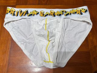 （分類：）位於 。 由 UnderCollection 提交（商品編號 1406199669，圖片 1）。簡介： 。