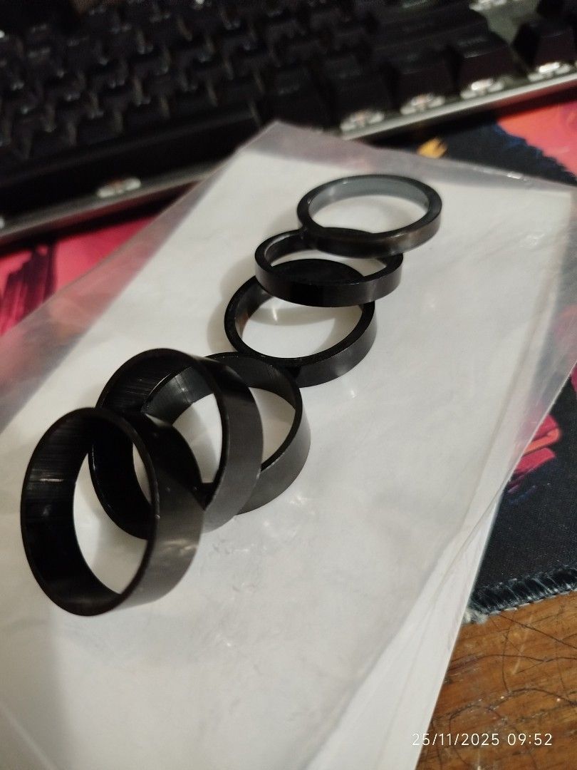 Spacers for steerer tube (Category: Bicycles) located in Quezon City. Submitted by crci12 (Listing ID 1406109104, Image 3). Description: Various spacers for steerer tube Slightly used In good condition Actual pictures posted What you see is what you get 3pcs 10mm alloy spacer 1pc 7.5mm alloy spacer 1pc 5mm alloy spacer 1pc 5mm plastic spacer All for P50 only Meet ups: *Simplicity mini stop commonwealth ave., balara, qc. *Kindly send us a message 