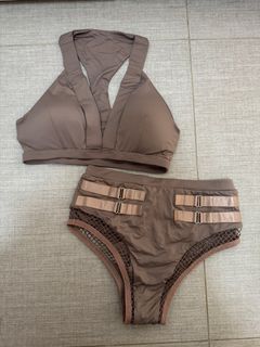 （分類：）位於 。 由 venusssss___ 提交（商品編號 1406148527，圖片 1）。簡介： 。