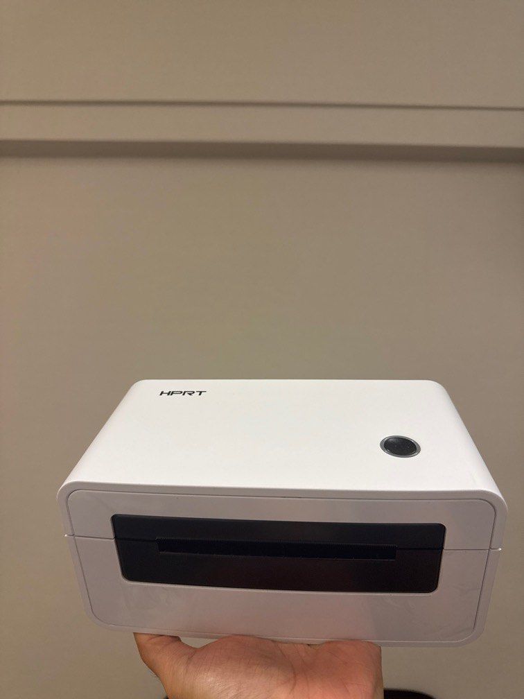 Thermal printer (Category: Printers, Scanners & Copiers) located in Singapore. Submitted by misce1 (Listing ID 1406259869, Image 2). Description: Will throw in thermal paper .