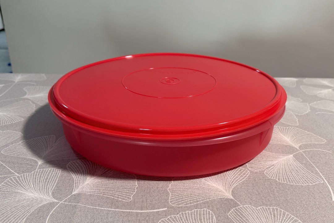 Tupperware Red Round Container with Lid - 3.7L, Furniture & Home Living ...