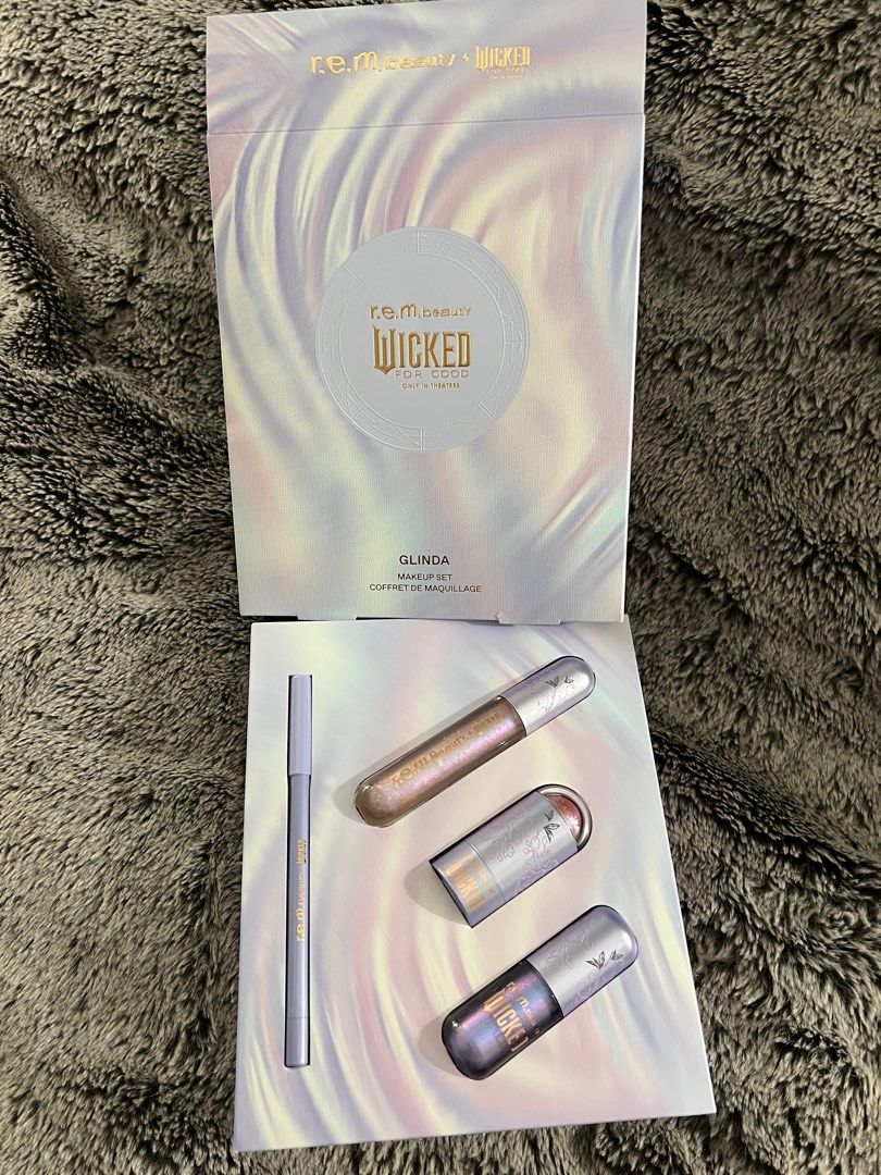 Wicked x r.e.m (Glinda set) (Category: Makeup) located in Paranaque City. Submitted by kristhings (Listing ID 1406165045, Image 1). Description: I have 2 Glinda sets on hand. This is sooo pretty! Get yours now! Update: only 1 set left! .