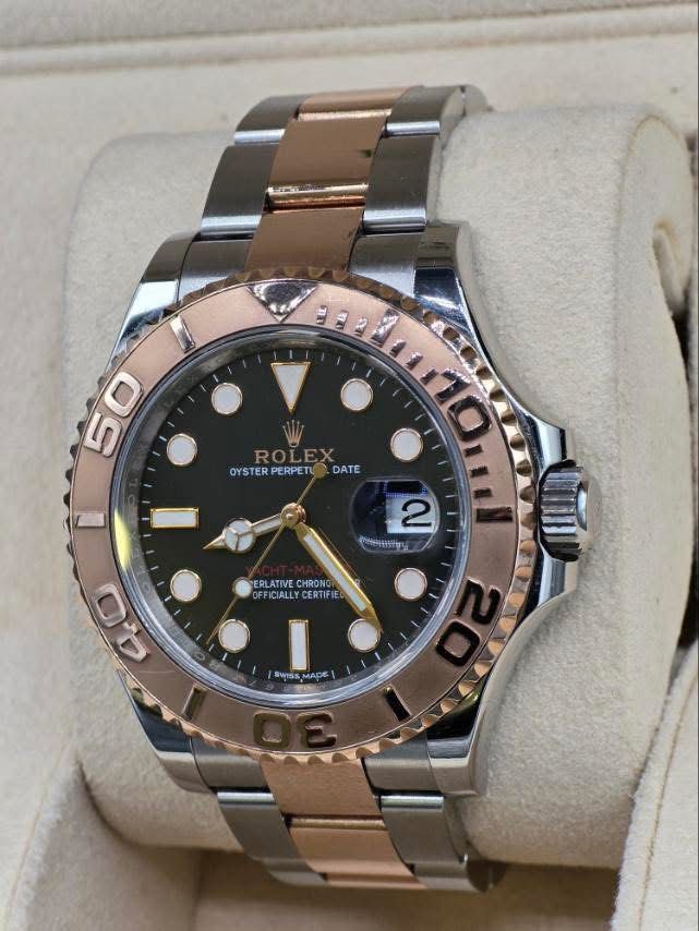 YACHT-MASTER Mens Watch (Category: Luxury Watches) located in Dasmarinas. Submitted by prerogathrift (Listing ID 1406117039, Image 1). Description: 👉🏼P798,000 only👇🏼 YACHT-MASTER Mens Watch 40mm Ref no.116621 Rosegold Black Dial Year 2019 FULL SET.
