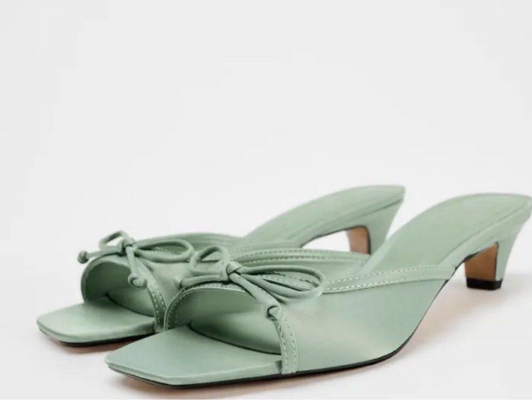 Zara kitten heels 2024 summer collection (Category: Flats & Sandals) located in Manila. Submitted by rorycake (Listing ID 1406221058, Image 1). Description: .