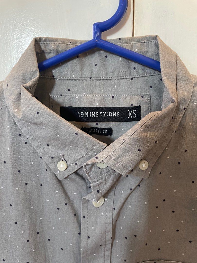 19NinetyOne Polka Dot Shirt - XS (Category: Tshirts & Polo Shirts ) located in Las Pinas. Submitted by bmtl_ (Listing ID 1406306857, Image 1). Description: - 19NinetyOne Polka Dot Shirt - Size: XS - Tailored fit - Features a stylish polka dot design - In good condition RFS: Decluttering, doesnt fit anymore.