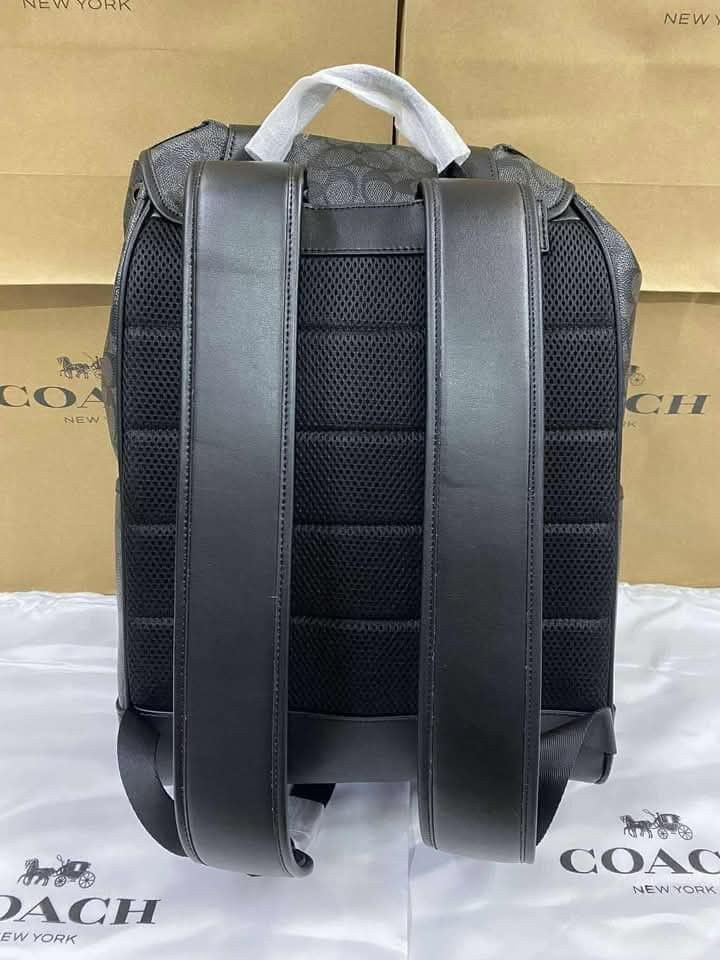 Authentic Coach Backpack (Category: Luxury Bags & Wallets) located in Santa Cruz. Submitted by janelovebagswatchesshoesph (Listing ID 1406459356, Image 2). Description: .