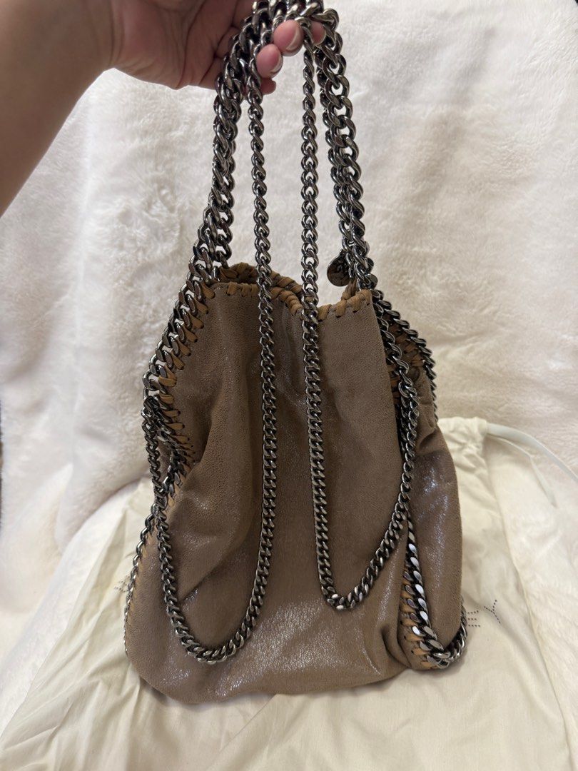 Authentic Stella McCartney Falabella Tote Bag (Category: Luxury Bags & Wallets) located in Paranaque City. Submitted by authentic_mj (Listing ID 1406432487, Image 3). Description: Authentic Stella McCartney Falabella Tote Bag Preloved from Japan With card With dustbag No issues.