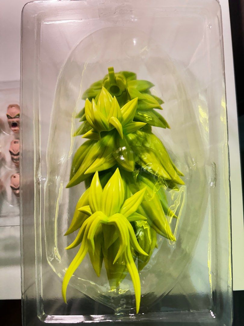 Beast Deities Broly super saiyan 3 head (Category: Figurines & Statues) located in Bacoor. Submitted by jonathan.dc20 (Listing ID 1406410965, Image 3). Description: Beast Deities broly super saiyan 3 head (with earrings) Price: 2k Can provide more pics and videos upon request .