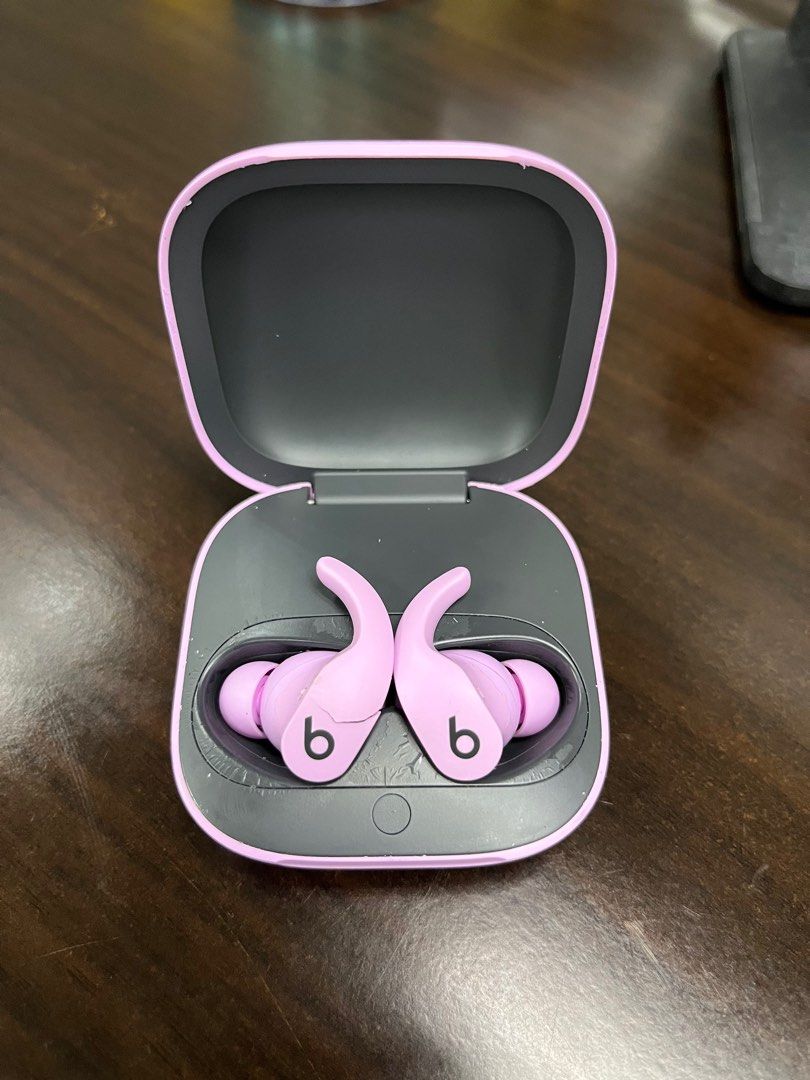 Beats Fit Pro - Lavender (Category: Earphones) located in Makati City. Submitted by alyannacuevas (Listing ID 1406315586, Image 1). Description: Planning to sell my Beats Fit Pro which was purchased at the Power Mac Center, SM Aura in May 2023. Works well but major issue is the wingtip of the left earbud has been torn but does not affect performance. Can sell also per part • case 2,500.
