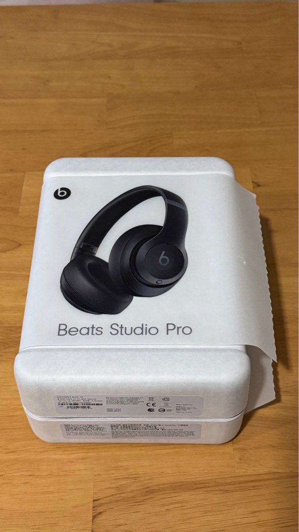 Beats Studio Pro - Black