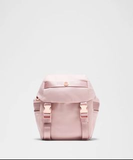 (Category: ) located in . Submitted by minimalist.chic (Listing ID 1406465690, Image 1). Description: .
