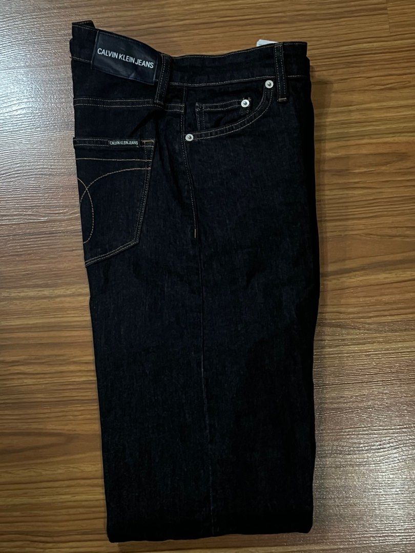 Calvin Klein Jeans (Category: Jeans) located in Quezon City. Submitted by whatever_88 (Listing ID 1406295061, Image 2). Description: Calvin Klein jeans Slim fit 25x32 .