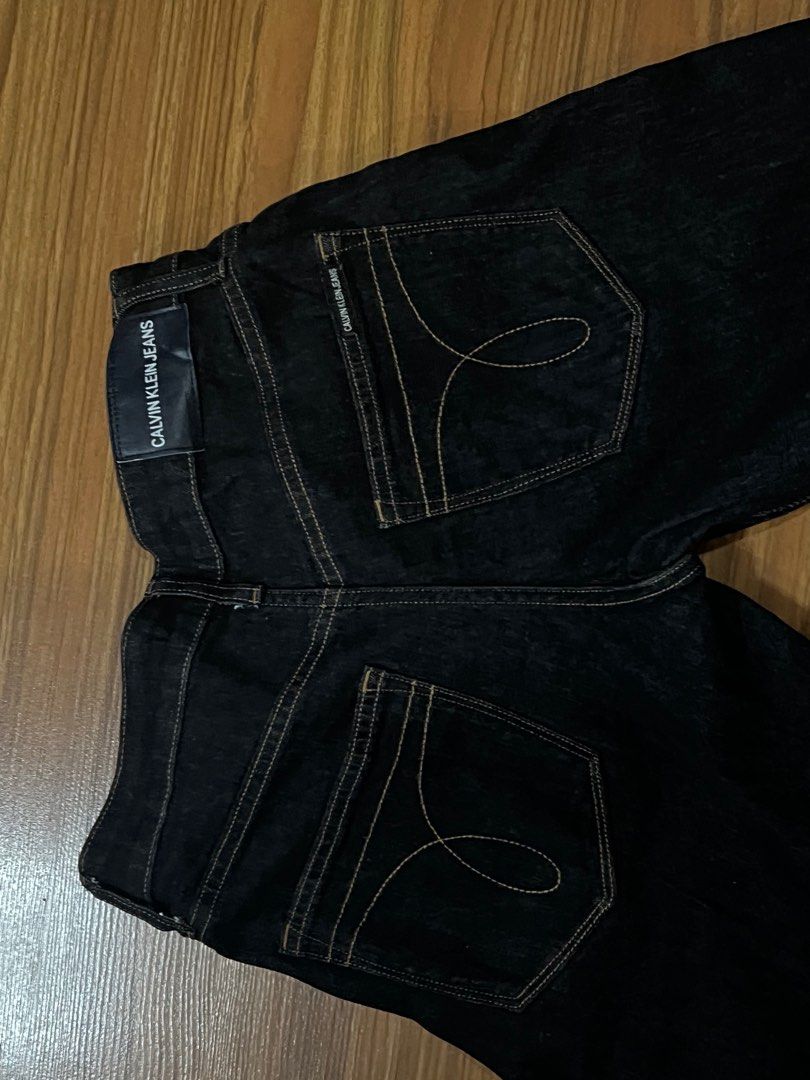Calvin Klein Jeans (Category: Jeans) located in Quezon City. Submitted by whatever_88 (Listing ID 1406295061, Image 3). Description: Calvin Klein jeans Slim fit 25x32 .