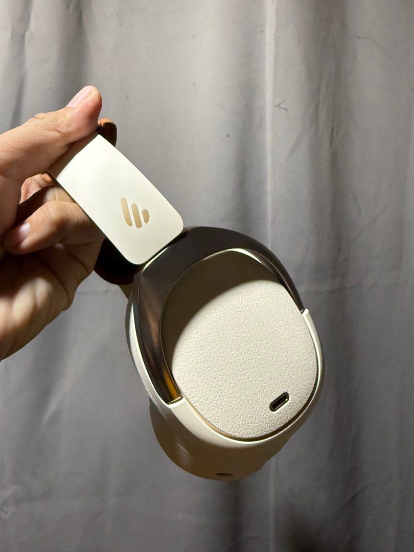 Edifier wh950nb (Category: Headphones & Headsets) located in Cordon. Submitted by jaylinden22 (Listing ID 1406396119, Image 3). Description: With box. Like new condition. Last month lang na buy. RFS: Much prefer AirPods..