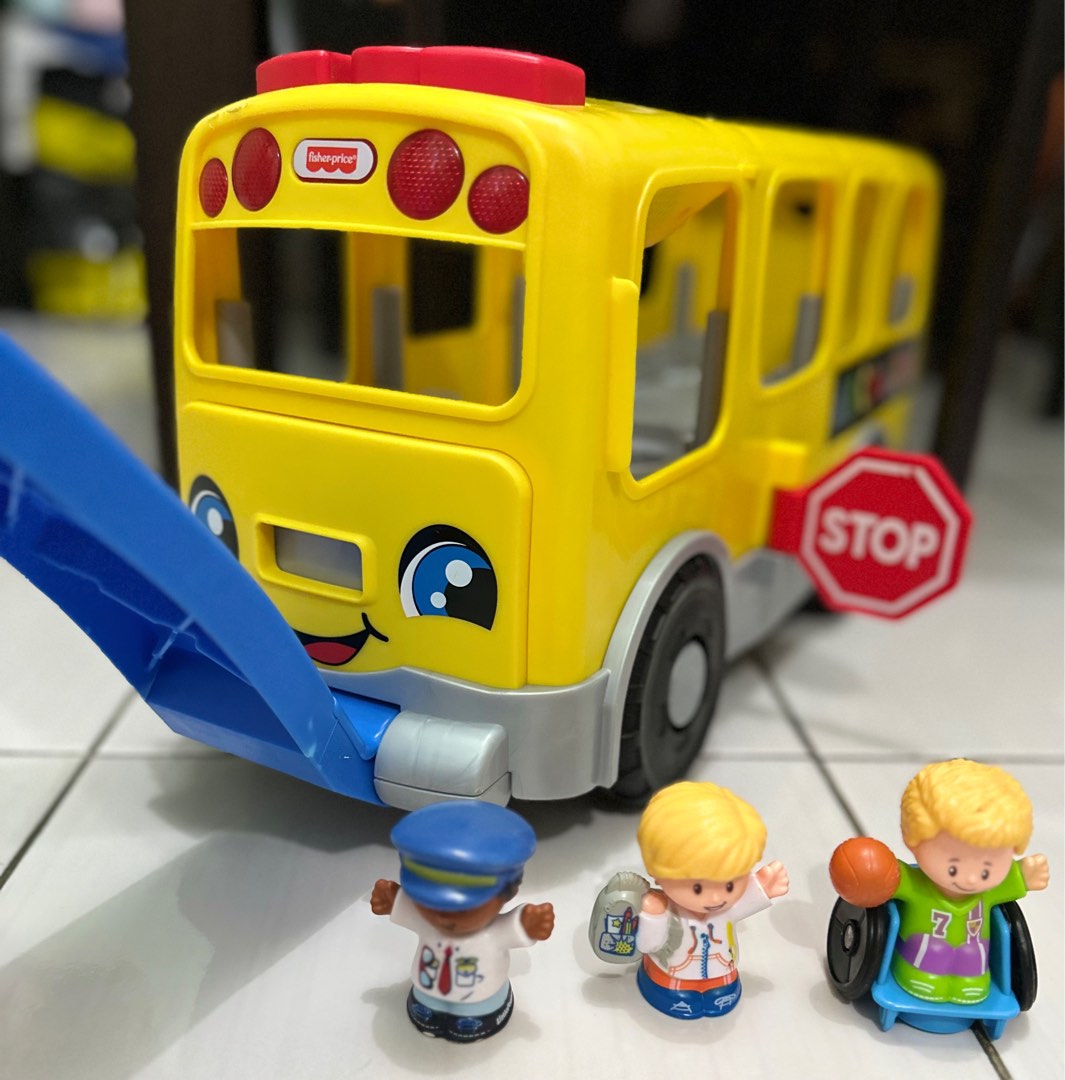 Fisher-Price Little People Big Yellow School Bus