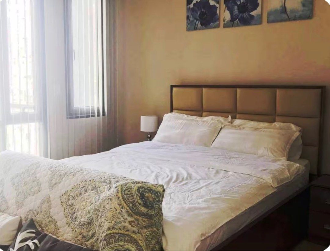 For Rent (Category: Apartments & Condos) located in Mandaluyong City. Submitted by erinaholla (Listing ID 1406435404, Image 1). Description: For Rent!!! Short Term Studio type unit in 81 newport blvd. In front of NAIA T3 Fully Furnished *Queen Size Bed *Sofa Bed *WiFi *Shower Heater *Complete Kitchen equipment 🦋Amenities 🦋 Gym Pool Kiddie Pool Jacuzzi Playground. Can Move in Anytime 23k .