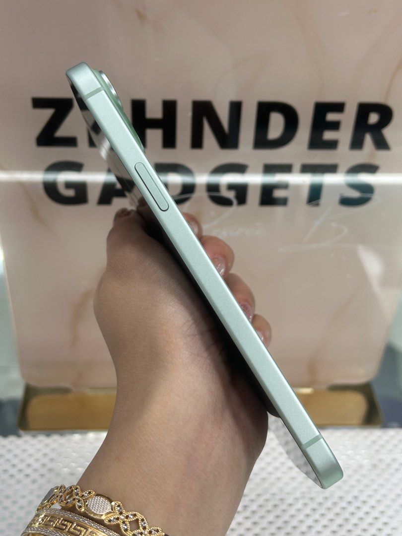 iPhone 15 PLUS 256GB OPENLINE (NTC APPROVED) (Category: iPhone 15 Series) located in San Juan City. Submitted by desireebayal96 (Listing ID 1406440626, Image 2). Description: iPhone 15 Plus (MINT) * NTC APPROVED * OPENLINE * ANY SIM * 99% BATTERY HEALTH (ORIGINAL NOT BOOSTED CAN CHECK 3UTOOLS) * 152 CYCLE COUNT * 98% SMOOTH * NO DENTS * NO ISSUE * NO HISTORY OF REPAIR * NOT REFURBISHED * FACE ID & TRUETONE WORKING * WITH CORD TYPE-C OPEN FOR COD 