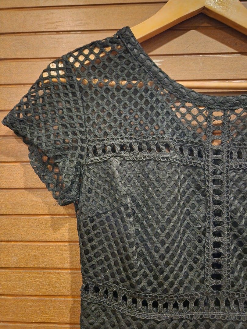 Karimadon - Black See-through Dress (Category: Dresses) located in Muntinlupa City. Submitted by rnprz (Listing ID 1406402680, Image 3). Description: .