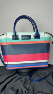 (Category: ) located in . Submitted by preloved500 (Listing ID 1406440245, Image 1). Description: .