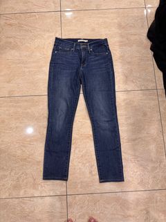 (Category: ) located in . Submitted by allynchong (Listing ID 1406437063, Image 1). Description: .
