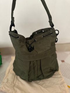 （分類：）位於 。 由 bearbearyu 提交（商品編號 1406365477，圖片 1）。簡介： 。