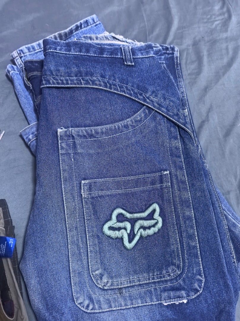 Open for Swap! Fox Jeans, Size 35 (Category: Jeans) located in Naga. Submitted by princessta62477 (Listing ID 1398934045, Image 3). Description: - Blue Fox jeans - Classic five-pocket design - Straight leg cut - Distinctive Fox logo and stitching on back pockets - Button and zipper closure - Made of denim.