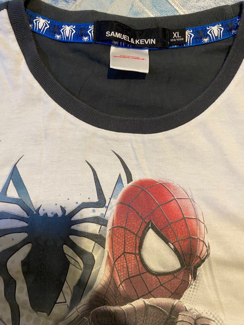 Samuel & Kevin Marvel Spider-Man T-Shirt Dated 2014 (Category: Tshirts & Polo Shirts ) located in Navotas City. Submitted by patrickvarg (Listing ID 1406344882, Image 3). Description: XL on tag 20x28.5 Issue: Lint but not noticible.