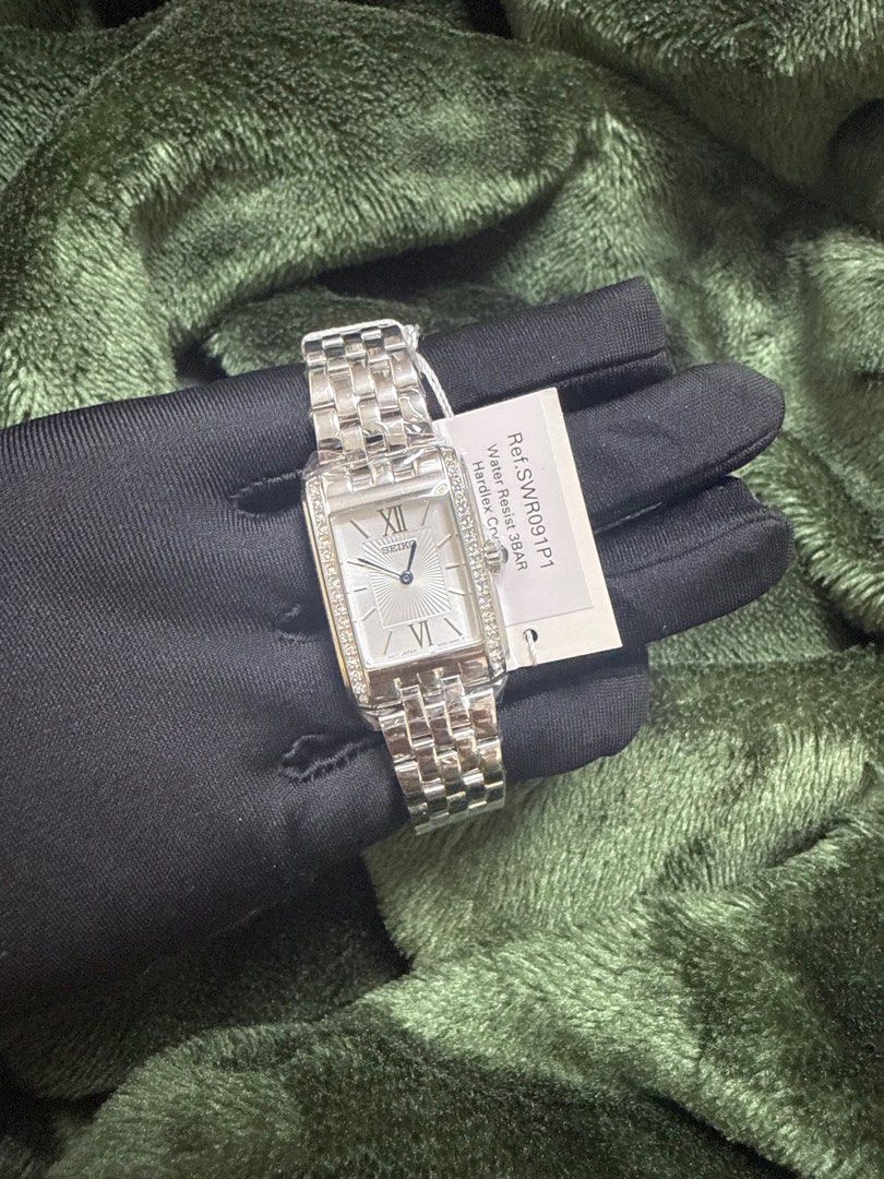 Seiko Tank SWR091P1 (Category: Women's Watches) located in Las Pinas. Submitted by watchdistrictph (Listing ID 1406325303, Image 3). Description: 100% Guaranteed Authentic Brand new Complete with hang tag, guarantee and box With 1 year warranty 📌Payment Methods: Credit Cards, Bank Transfers BPI, BDO, GCASH 📌Shipping: LBC -COD/COP, Lalamove/Grab within MM 📌Meet up: SM Southmall, ATC, Festival Mall, Evia Mall, Bacoor Blvd (other areas can be arr