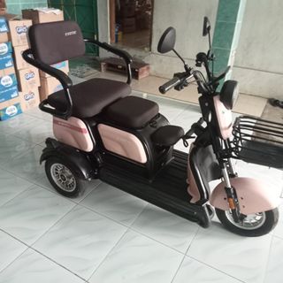 (Kategori: ) berada di . Dikirim oleh aushthrift (ID iklan 1406303323, Gambar 1). Deskripsi: .