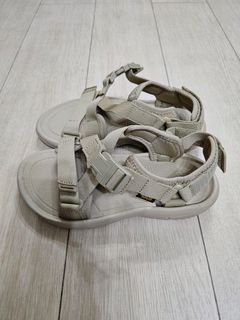 （分類：）位於 。 由 sfchan. 提交（商品編號 1406432767，圖片 1）。簡介： 。