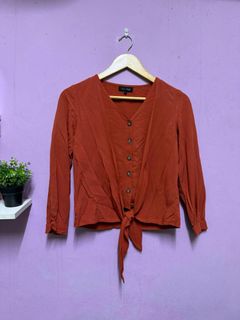(Category: ) located in . Submitted by fafar.wardrobe (Listing ID 1406408489, Image 1). Description: .